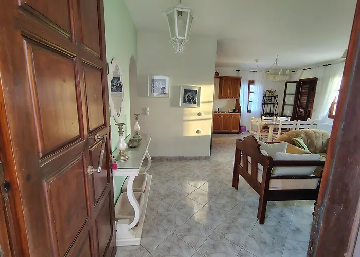 Iliana By The Vila Naxos City