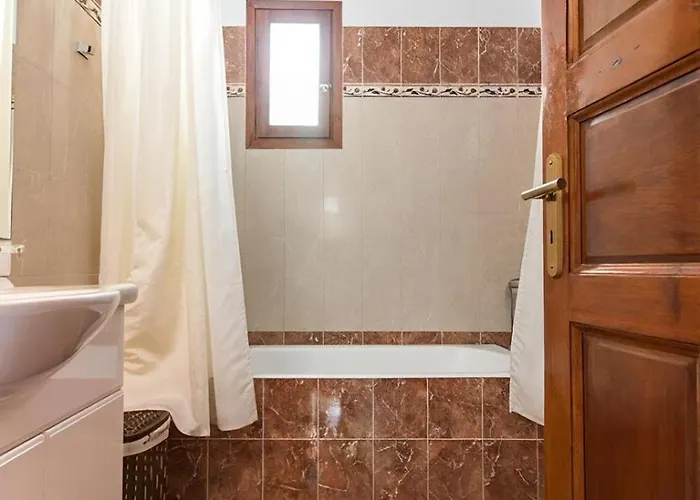 Iliana By The Vila Naxos City