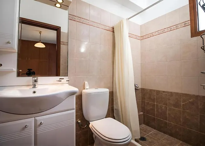 Iliana By The * Naxos City