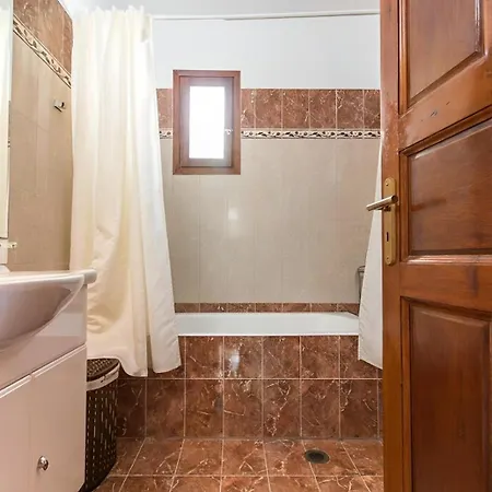 Iliana By The Villa Naxos City