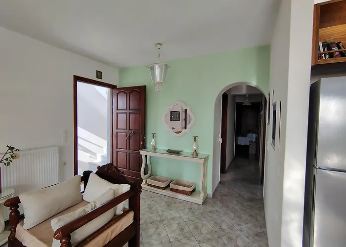 Iliana By The * Naxos City